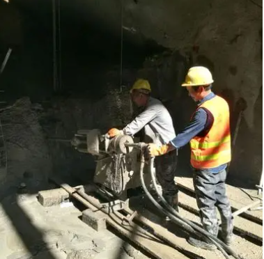 马鞍山水下抗分散灌浆料特点 水下不分散注浆料介绍